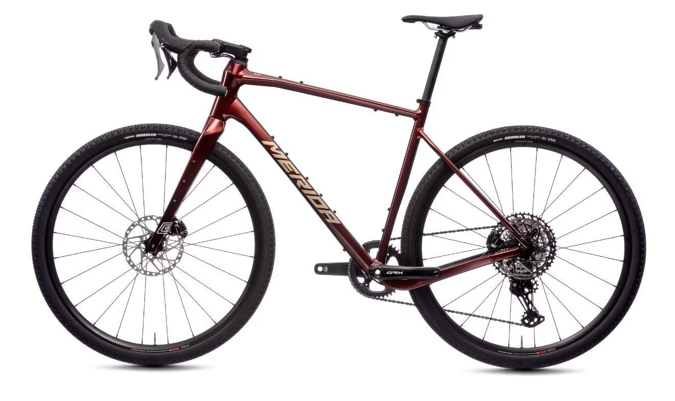 Merida Silex 700 Gravel Bike - Elegant Wildberry (High Cream)