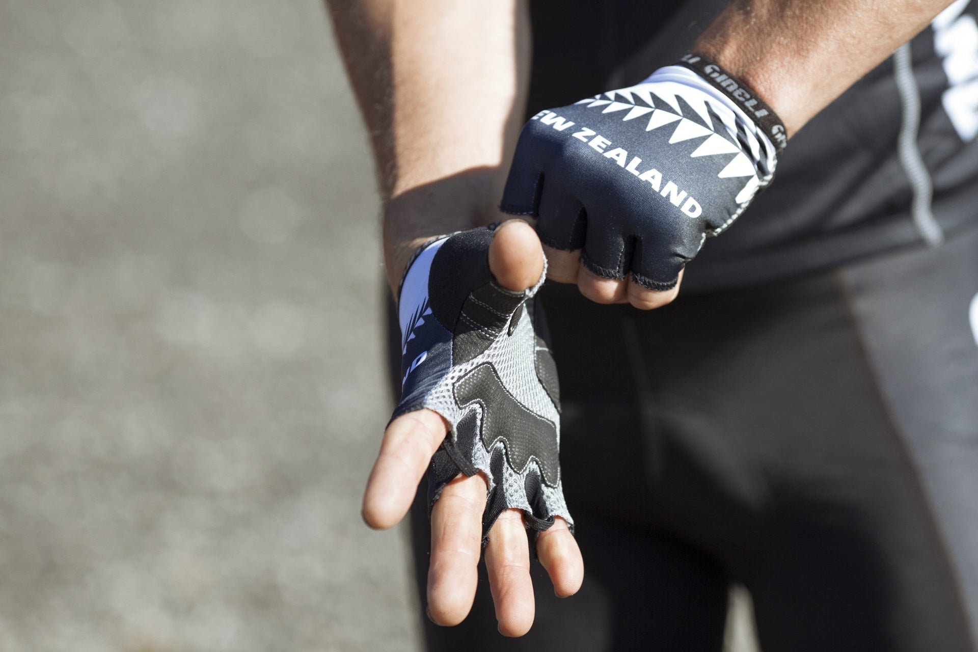 Tineli NZ Aero Gloves